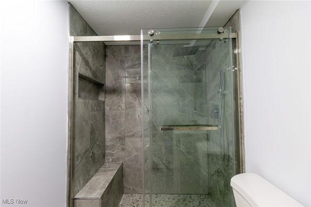 33621 Henwell Road, Columbia Station, OH 44028