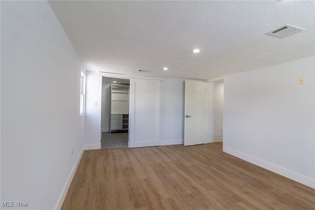 33621 Henwell Road, Columbia Station, OH 44028