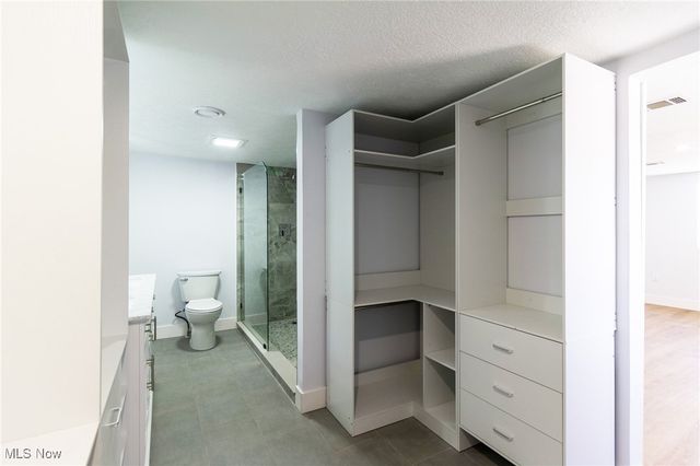 33621 Henwell Road, Columbia Station, OH 44028