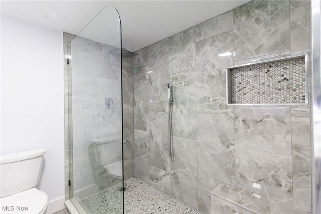 33621 Henwell Road, Columbia Station, OH 44028