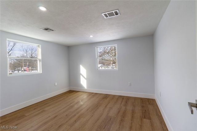 33621 Henwell Road, Columbia Station, OH 44028