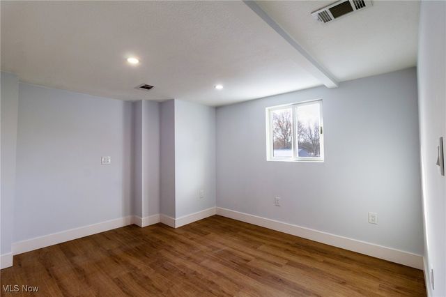 33621 Henwell Road, Columbia Station, OH 44028