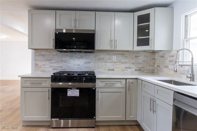 33621 Henwell Road, Columbia Station, OH 44028