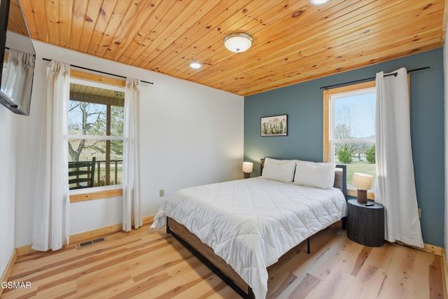 3180 Covemont Road, Sevierville, TN 37862