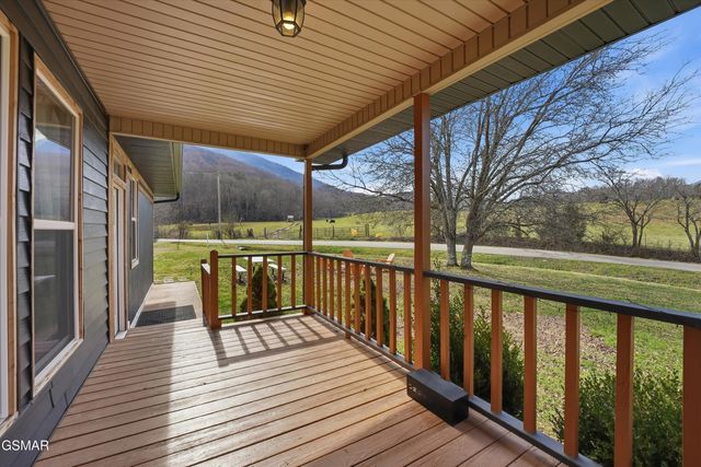 3180 Covemont Road, Sevierville, TN 37862