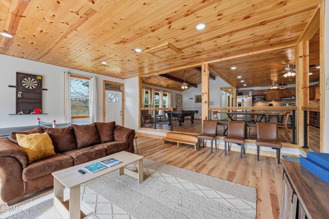 3180 Covemont Road, Sevierville, TN 37862