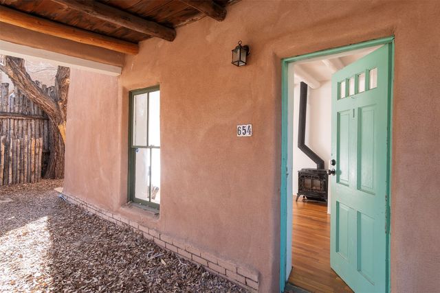 654 Galisteo Street, Santa Fe, NM 87505