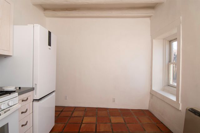 654 Galisteo Street, Santa Fe, NM 87505