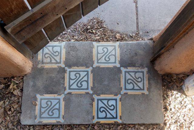 654 Galisteo Street, Santa Fe, NM 87505