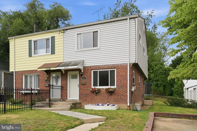 2217 LAKEWOOD ST, Suitland, MD 20746