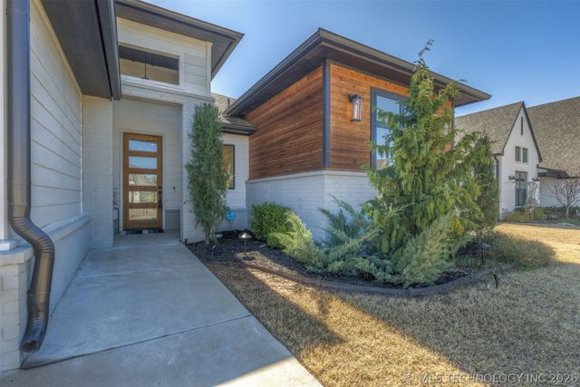 6016 E 127 Place, Bixby, OK 74008