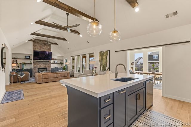 6016 E 127 Place, Bixby, OK 74008