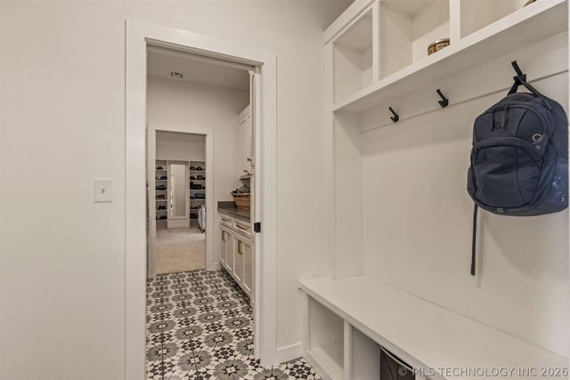 6016 E 127 Place, Bixby, OK 74008