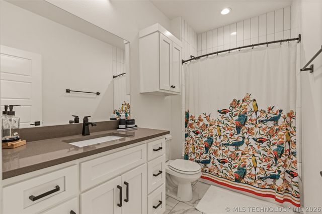 6016 E 127 Place, Bixby, OK 74008