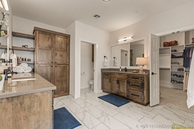 6016 E 127 Place, Bixby, OK 74008