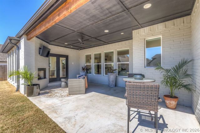 6016 E 127 Place, Bixby, OK 74008