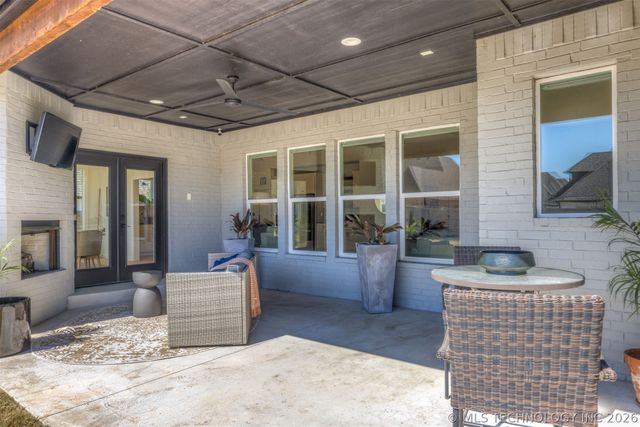 6016 E 127 Place, Bixby, OK 74008