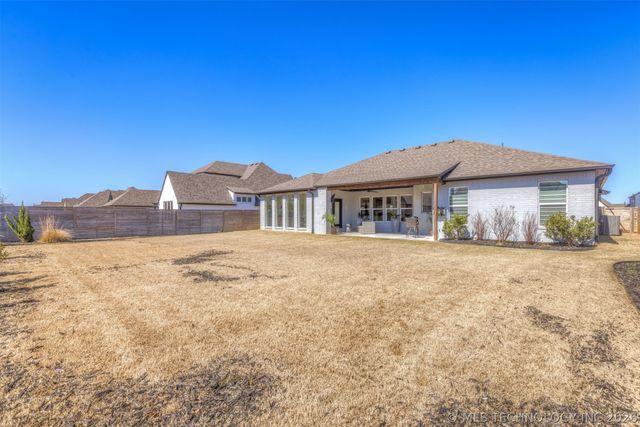 6016 E 127 Place, Bixby, OK 74008