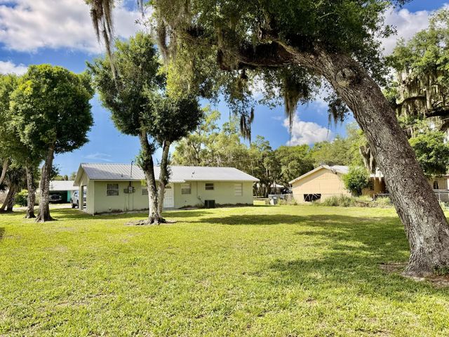 3283 SW 20th Street, Okeechobee, FL 34974