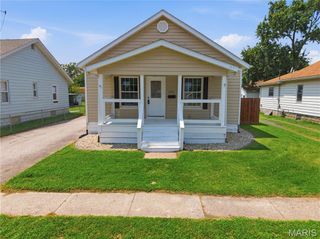 509 Bowman Avenue, East Alton, IL 62024