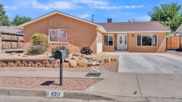 8217 Tina Drive NE, Albuquerque, NM 87109