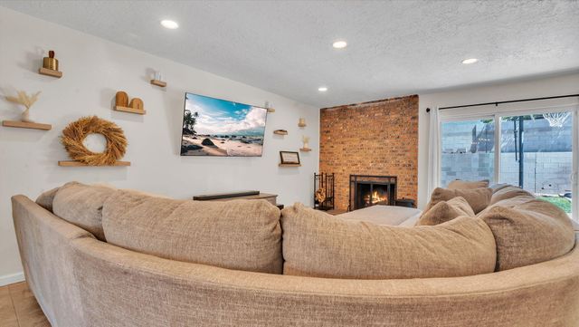 8217 Tina Drive NE, Albuquerque, NM 87109