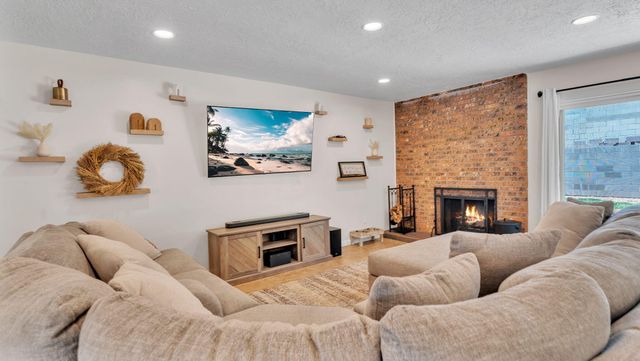 8217 Tina Drive NE, Albuquerque, NM 87109