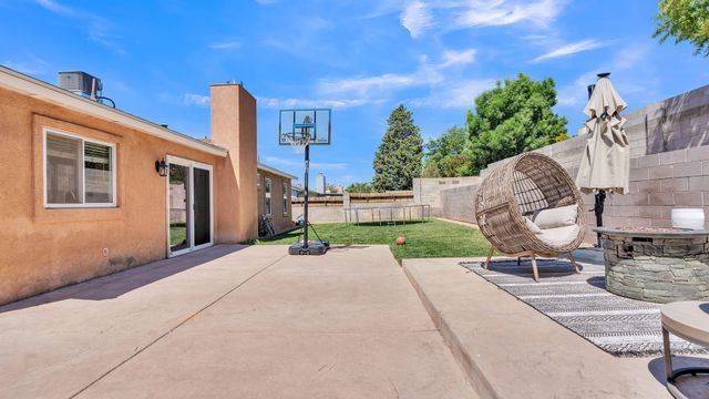 8217 Tina Drive NE, Albuquerque, NM 87109