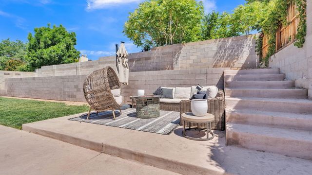 8217 Tina Drive NE, Albuquerque, NM 87109