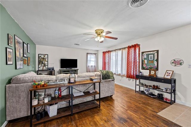 1411 S Willow Street, Ottawa, KS 66067