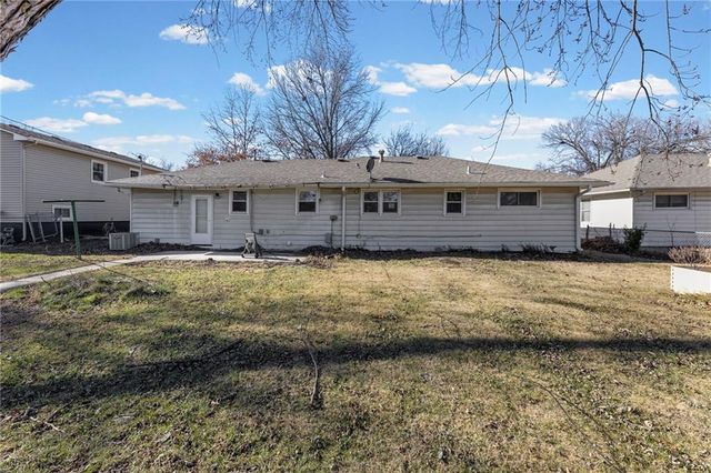 1411 S Willow Street, Ottawa, KS 66067