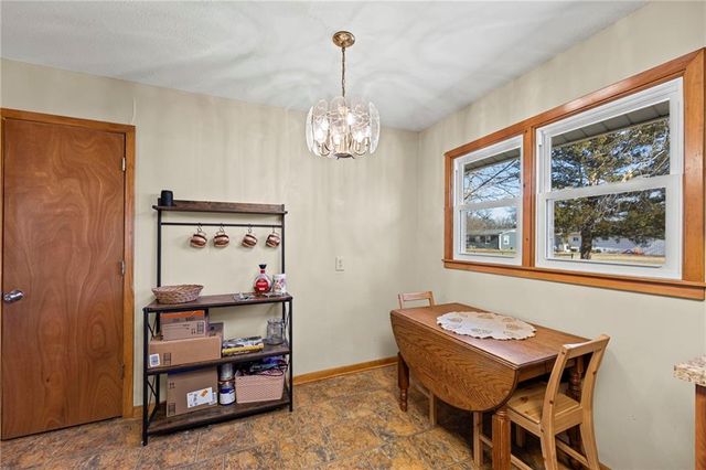 1411 S Willow Street, Ottawa, KS 66067