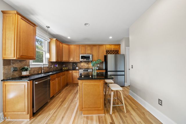 5609 Cary Glen Boulevard, Cary, NC 27519