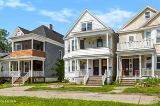 145 7th Avenue, Troy, NY 12180