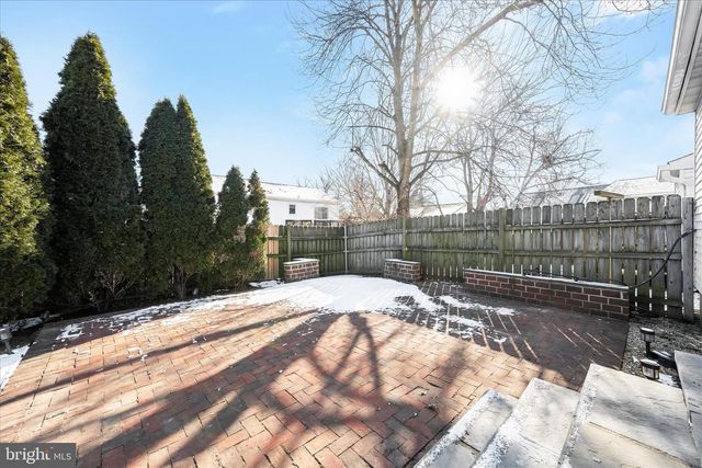 804 CHADWICK CIR, Frederick, MD 21701