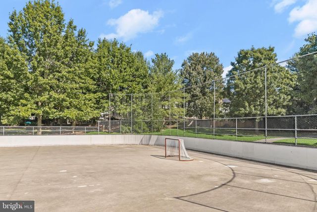 804 CHADWICK CIR, Frederick, MD 21701