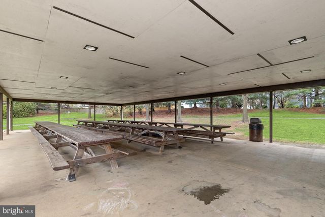 804 CHADWICK CIR, Frederick, MD 21701