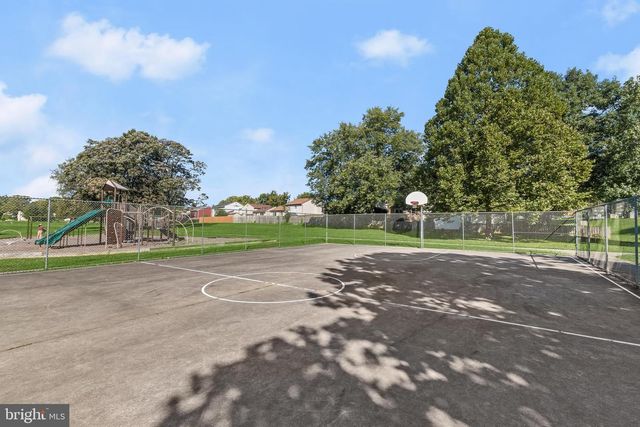 804 CHADWICK CIR, Frederick, MD 21701