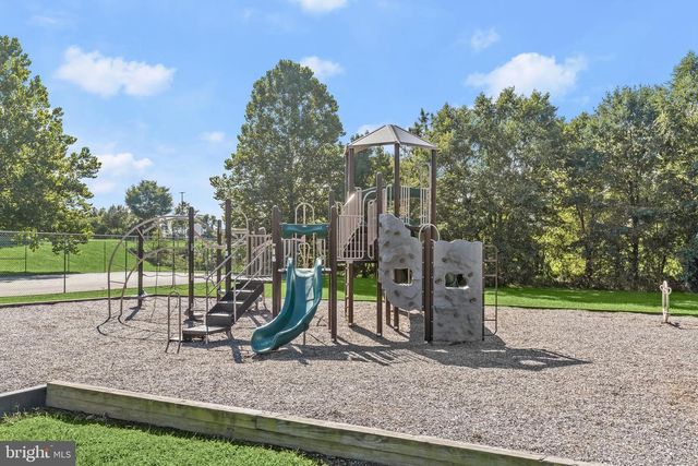 804 CHADWICK CIR, Frederick, MD 21701