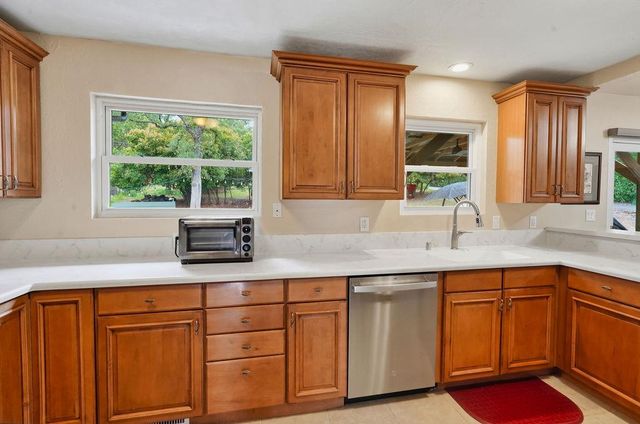 23235 Broadmoor Ct., Auburn, CA 95602