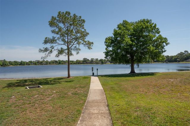 300 NEW WATERFORD PLACE 202, Longwood, FL 32779