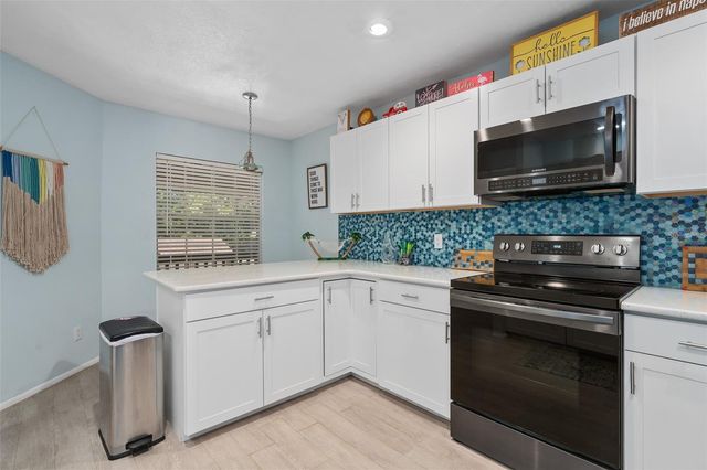 300 NEW WATERFORD PLACE 202, Longwood, FL 32779
