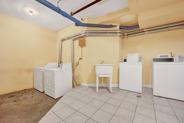 2456 N Hamlin Avenue 3N, Chicago, IL 60647
