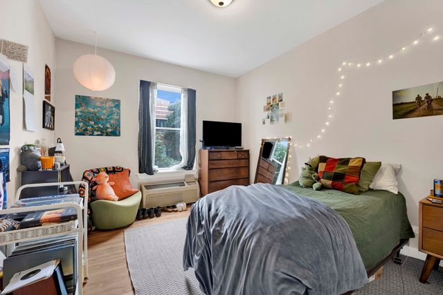2456 N Hamlin Avenue 3N, Chicago, IL 60647