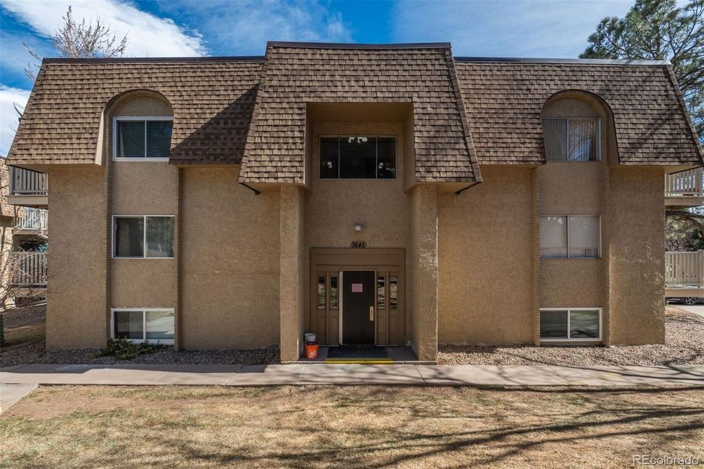 7645 E Quincy Avenue 206, Denver, CO 80237