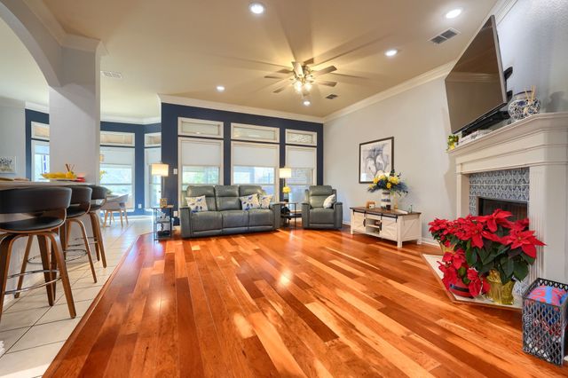 299 Brookwood Forest Drive, Sunnyvale, TX 75182