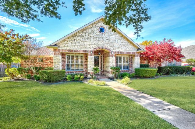 299 Brookwood Forest Drive, Sunnyvale, TX 75182