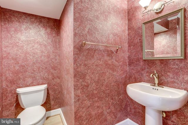 11472 WATERHAVEN CT, Reston, VA 20190