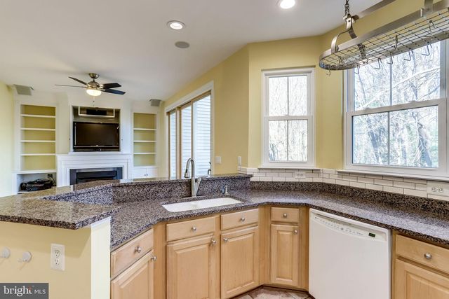 11472 WATERHAVEN CT, Reston, VA 20190