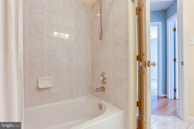 11472 WATERHAVEN CT, Reston, VA 20190